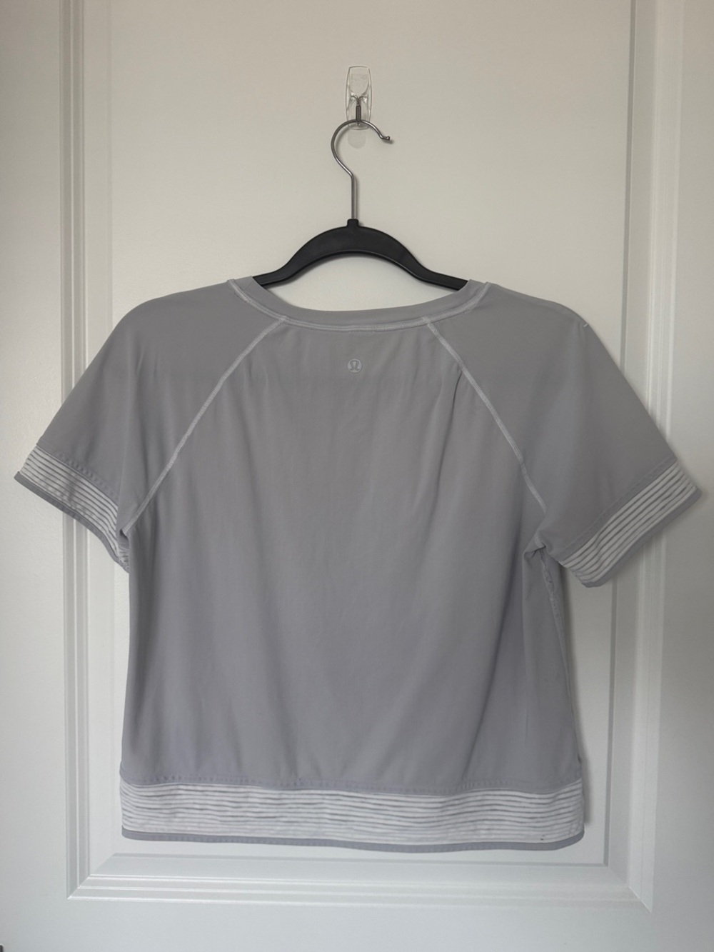 lululemon athletica Light Gray Short Sleeve Athletic Tee